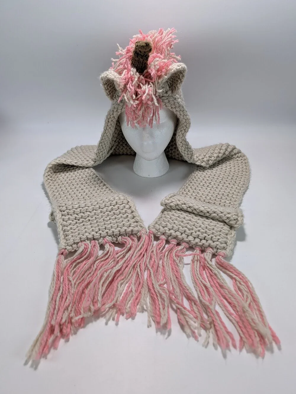 Tacobear Crochet Unicorn Winter Hat with Scarf And Pockets NWT
